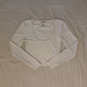 Babaton Contour Sccopneck Longsleeve Top in White